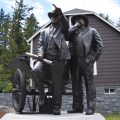 Photo Rip Caswell's Bronze Sculpture of Sam Lancaster and Sam Hill at Visionary Park in Troutdale, Oregon
